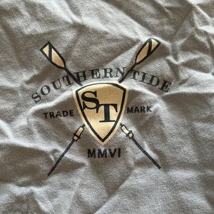 Southern Tide tee shirt